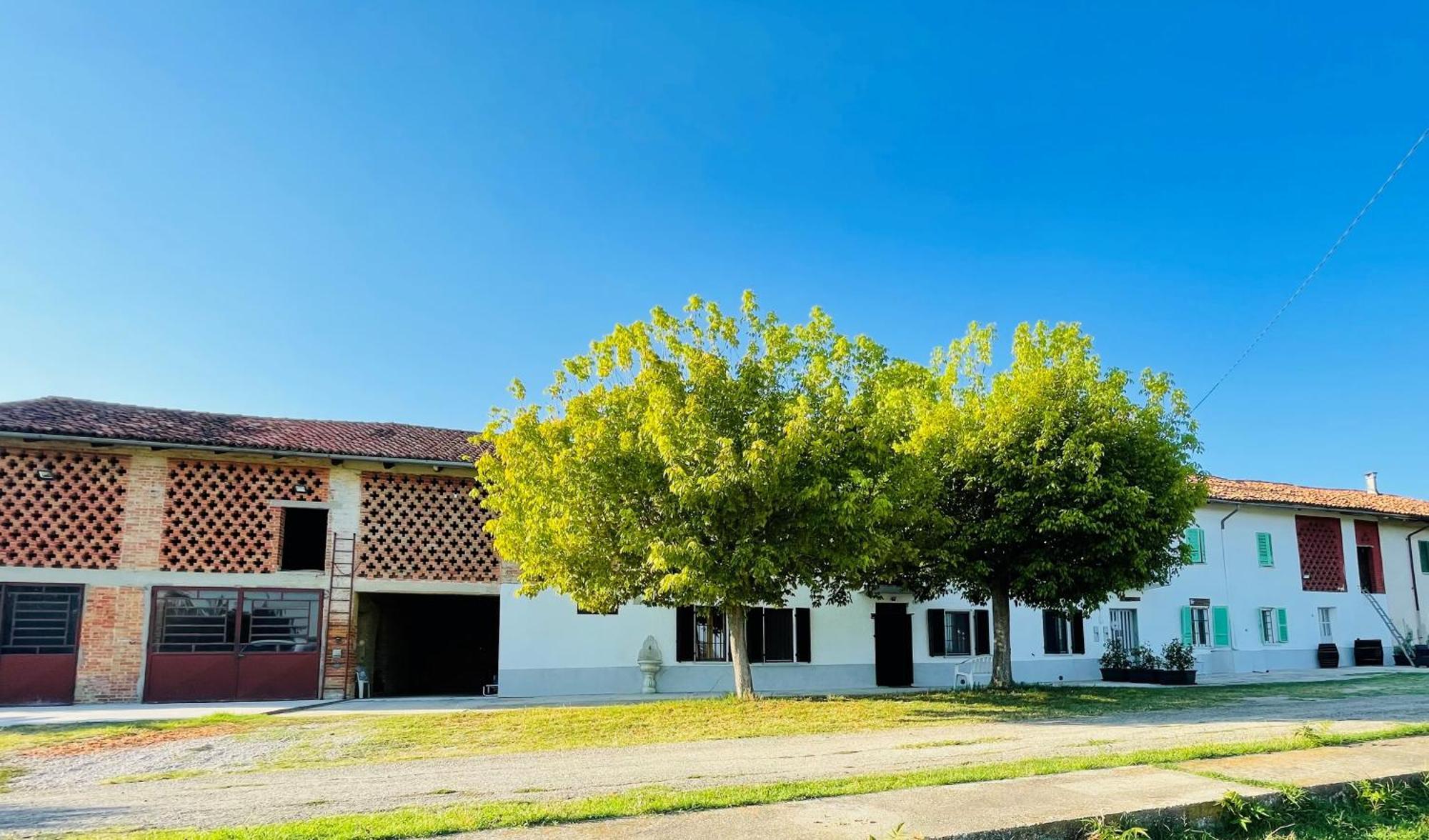 דירות Castagnole delle Lanze Locazione Turistica Cascina Pela מראה חיצוני תמונה