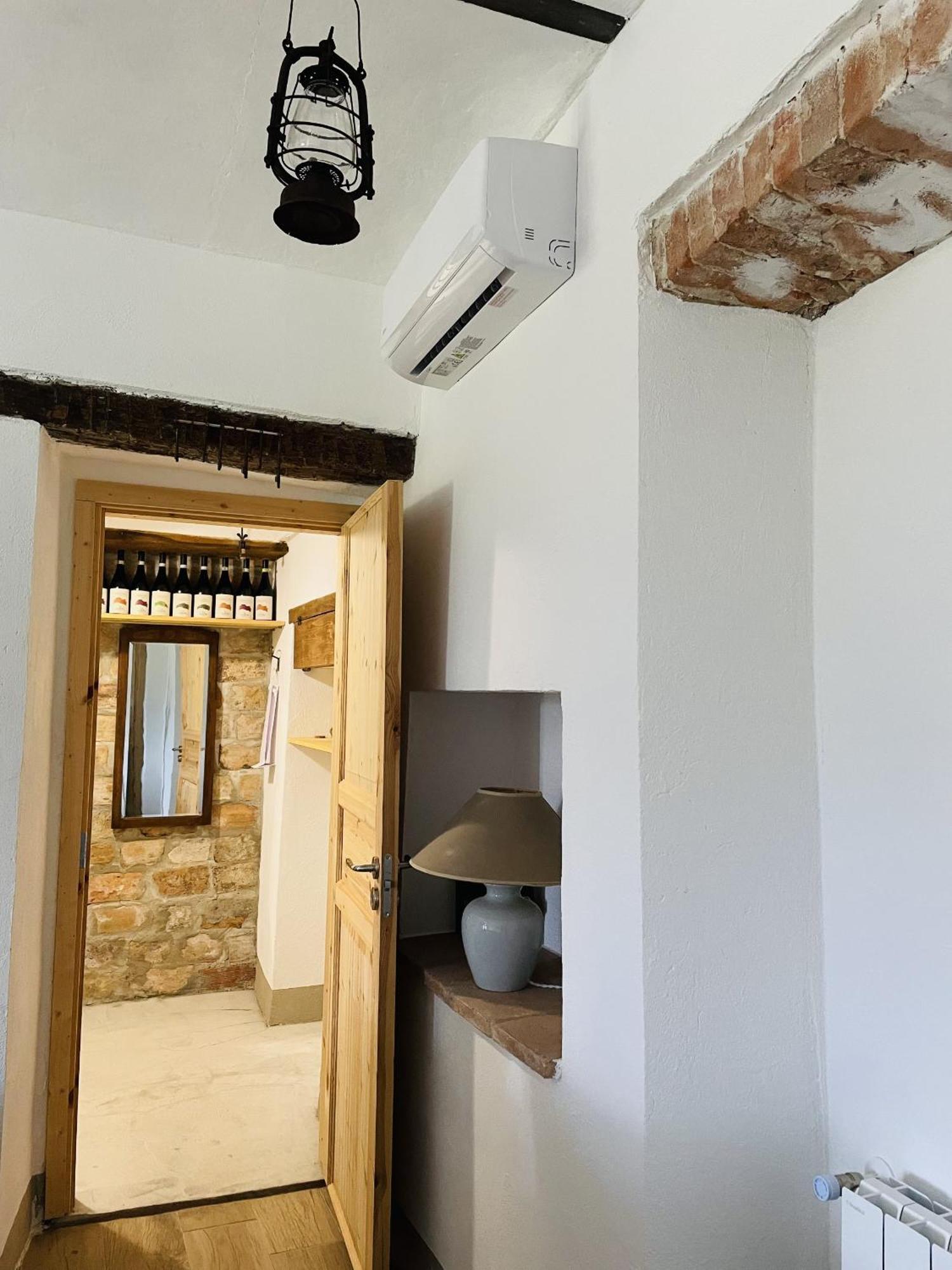 דירות Castagnole delle Lanze Locazione Turistica Cascina Pela מראה חיצוני תמונה