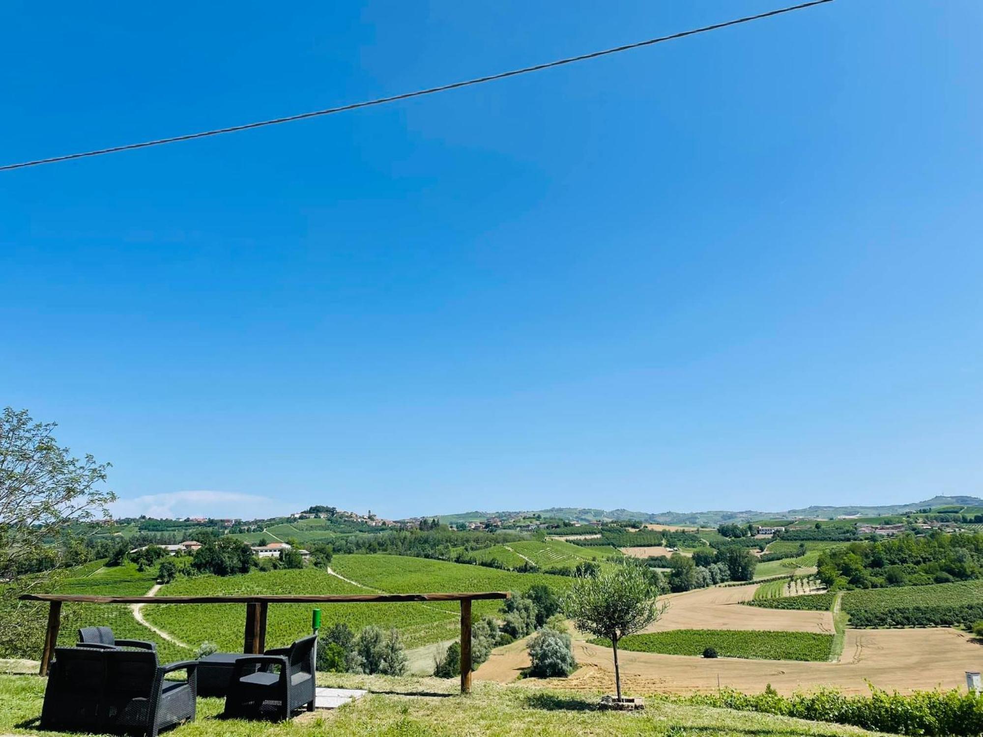 דירות Castagnole delle Lanze Locazione Turistica Cascina Pela מראה חיצוני תמונה